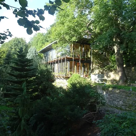 Idyllische Am Berg Apartment *